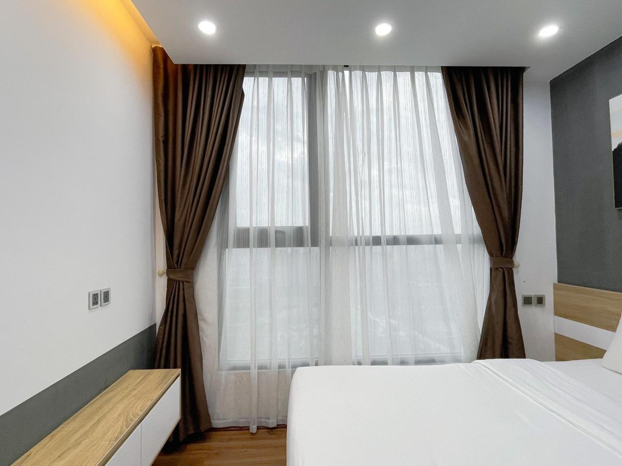 Rosee House -Luxury Apartment In Vinhomes Greenbay Ханой Екстериор снимка