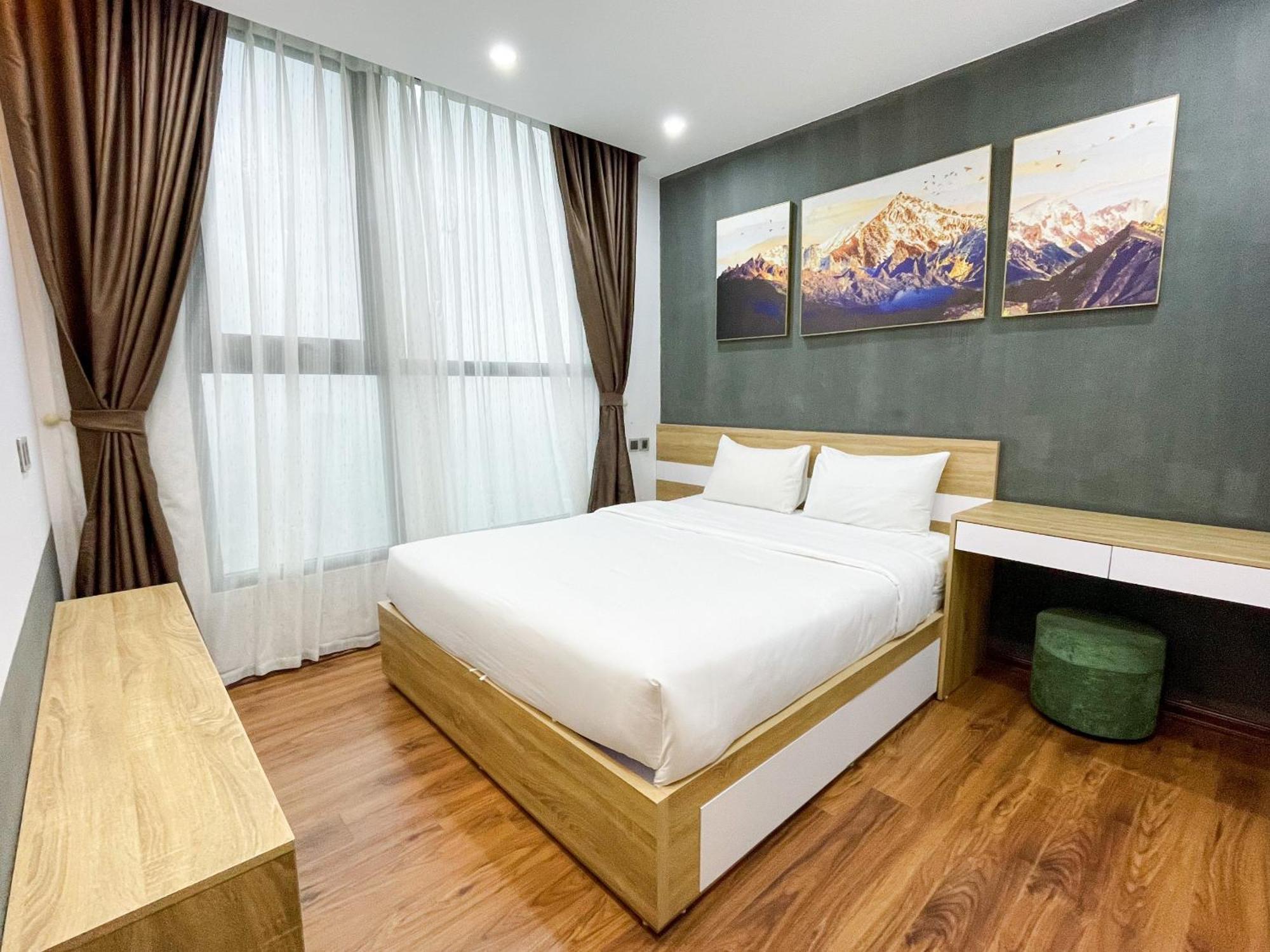 Rosee House -Luxury Apartment In Vinhomes Greenbay Ханой Екстериор снимка