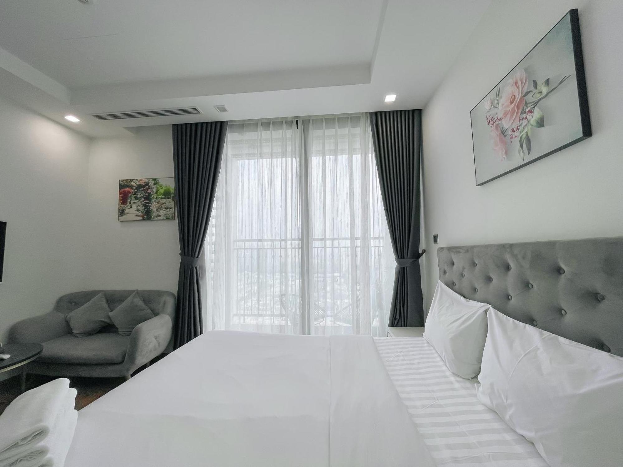 Rosee House -Luxury Apartment In Vinhomes Greenbay Ханой Екстериор снимка