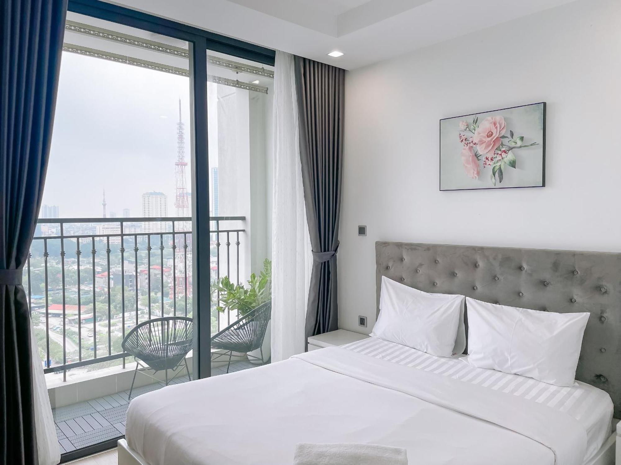 Rosee House -Luxury Apartment In Vinhomes Greenbay Ханой Екстериор снимка